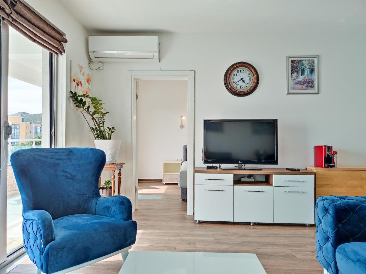 Apartment Plavo Nebo Dobra Voda Ngoại thất bức ảnh