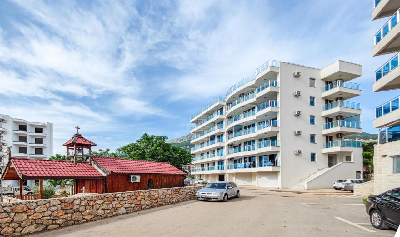 Apartment Plavo Nebo Dobra Voda Ngoại thất bức ảnh